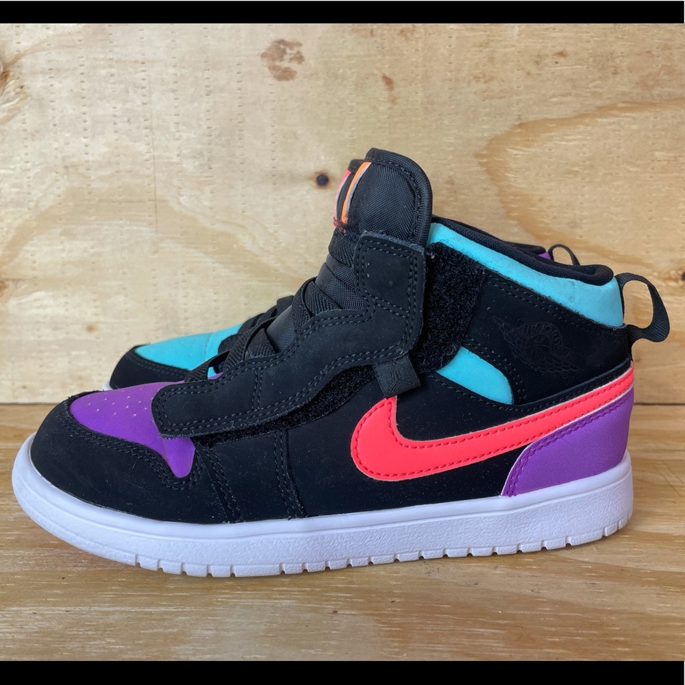 Air Jordan 1 girls size 2y athletic shoes